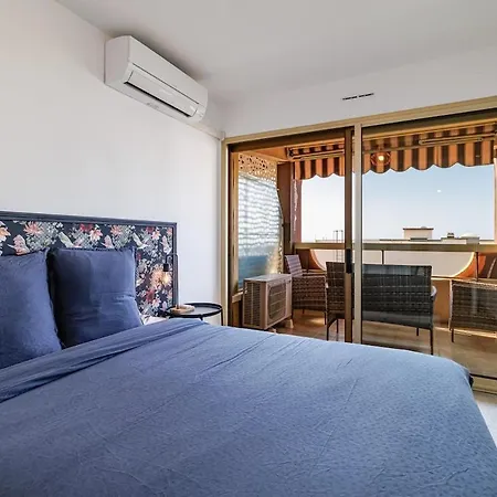 Spacious 2Bdr Renovated - Ac - Pool - Parking * Menton